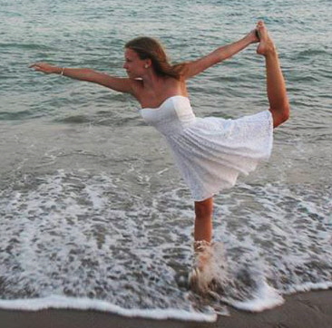Lauranne en danceuse sur la mer